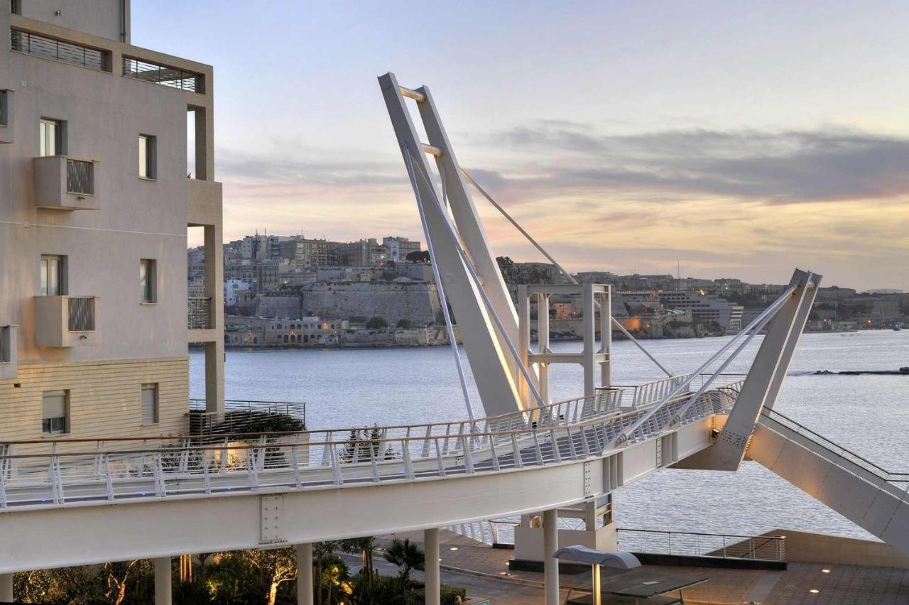 Modern Apartment In The Best Area Of Sliema Kültér fotó